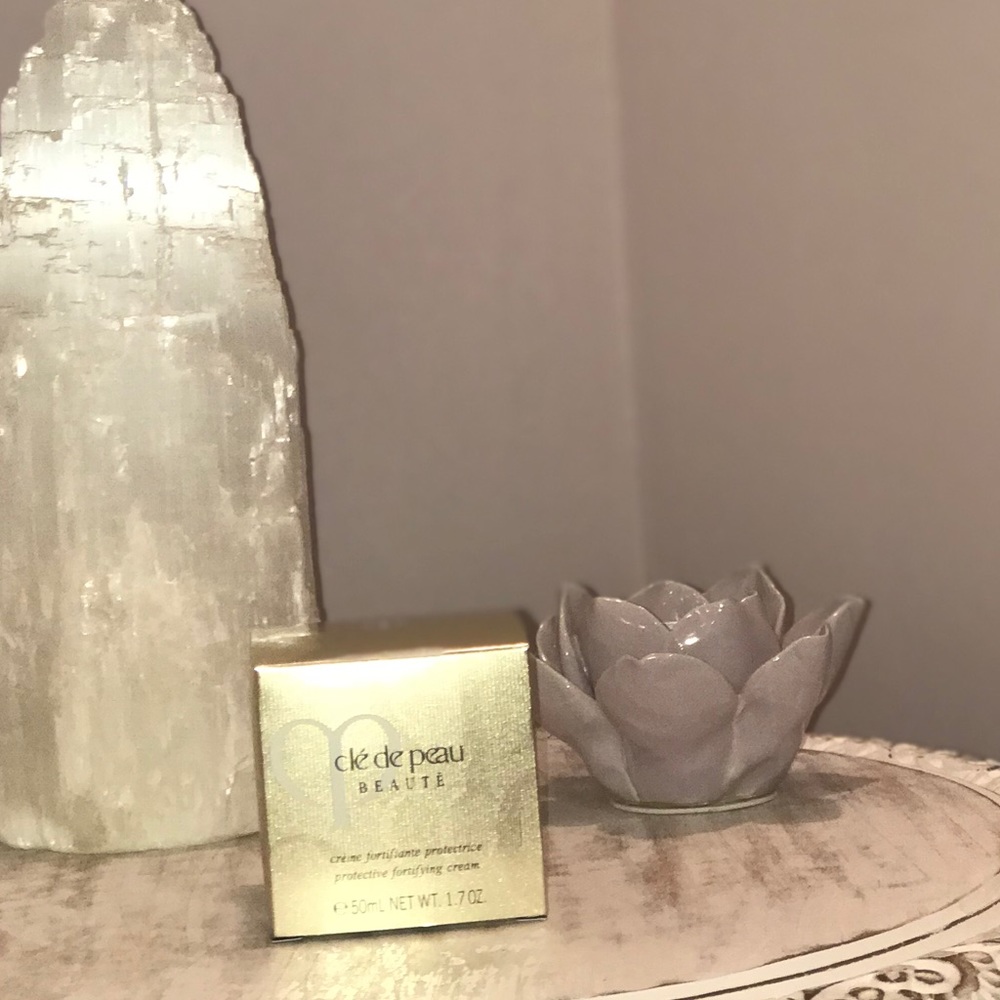 NEW “clé de peau BEAUTÉ” cream!